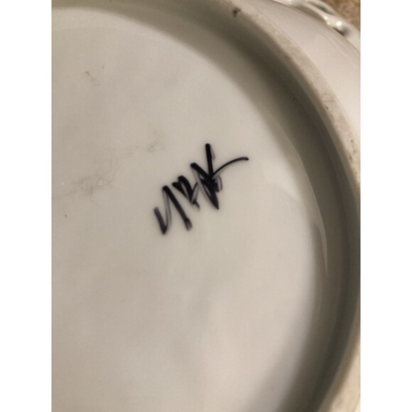 Continental European Parcel White Porcelain Cabinet Bowl Gilt Decoration Gold - Picture 5 of 7